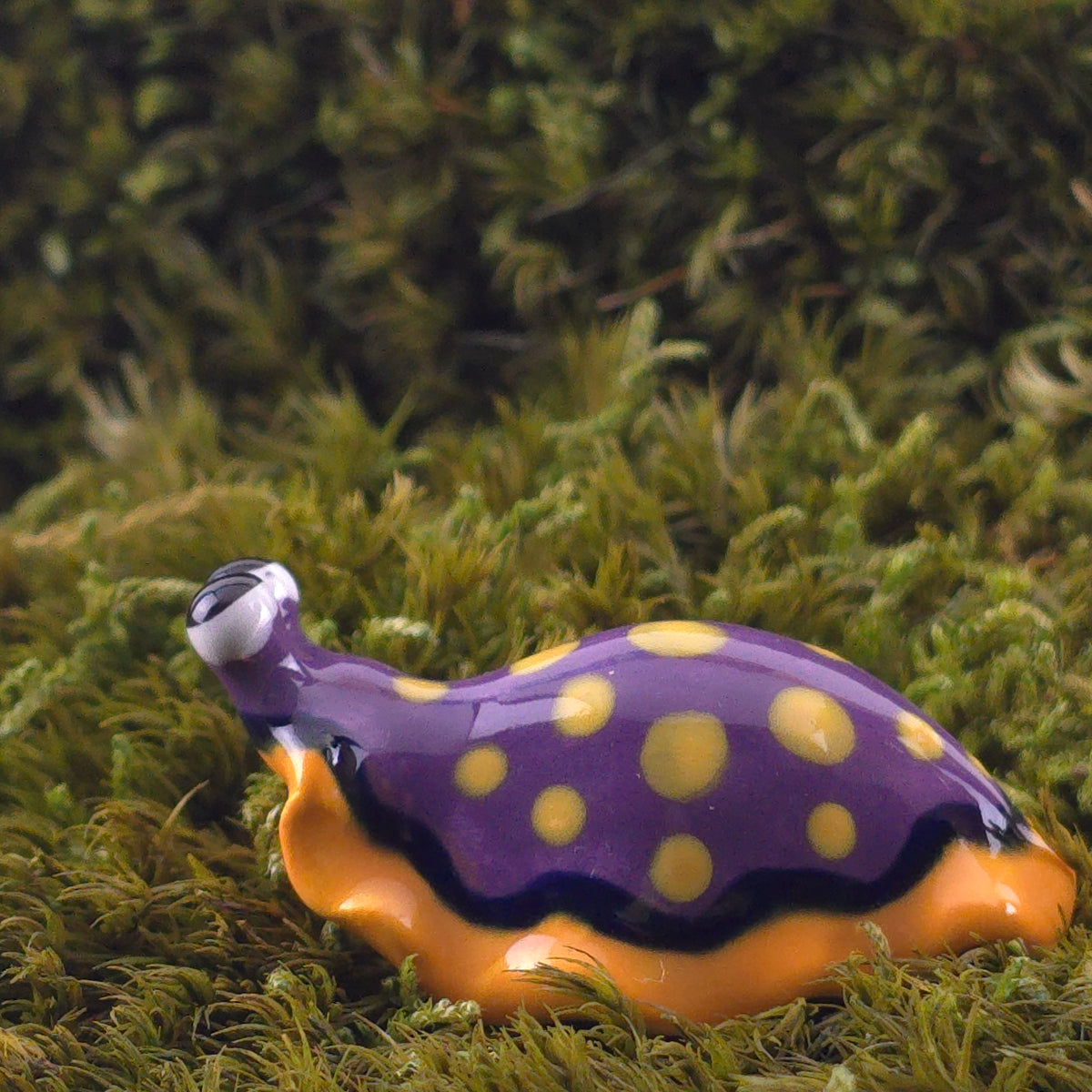Ceramic Slug: Arion