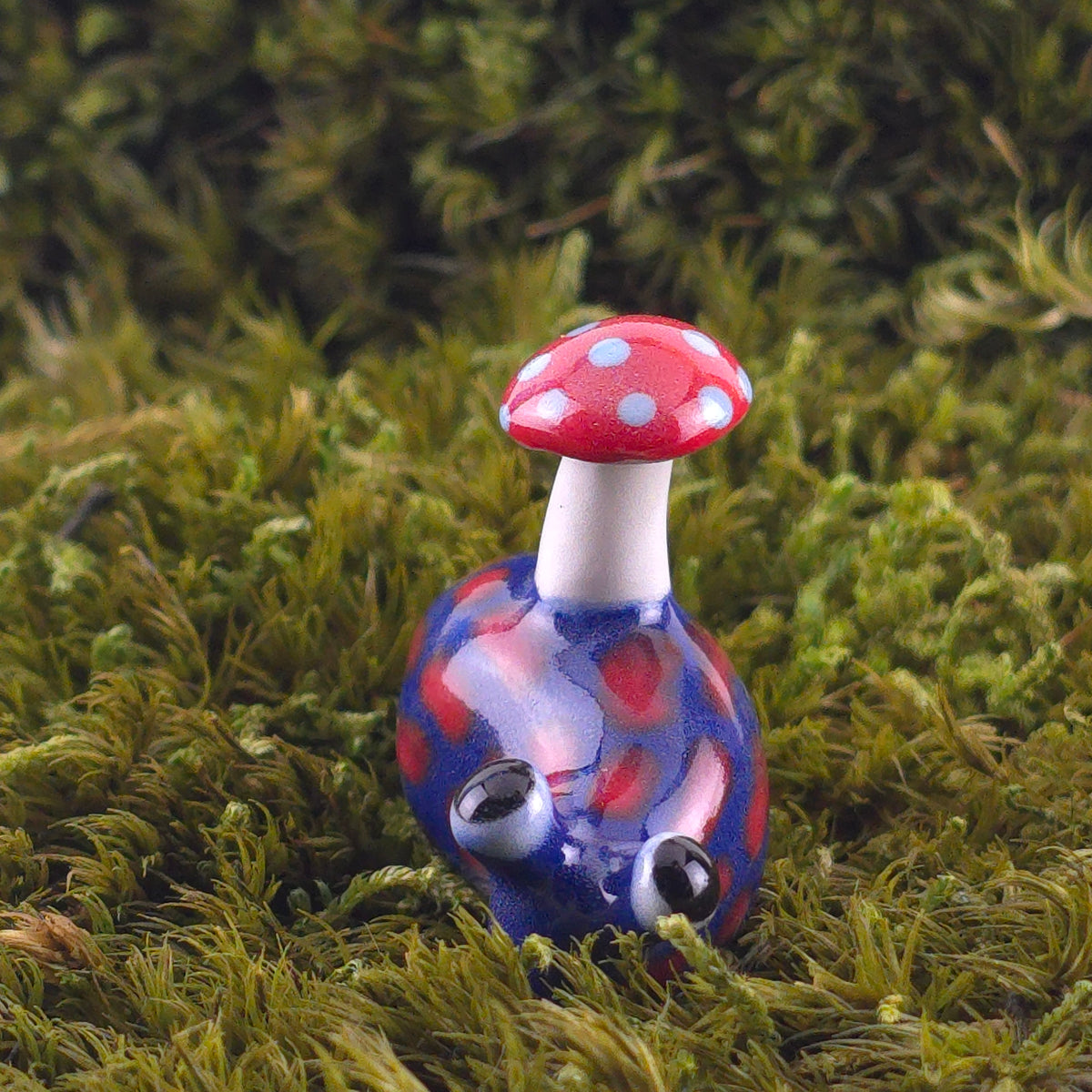 Ceramic Slug: Blep