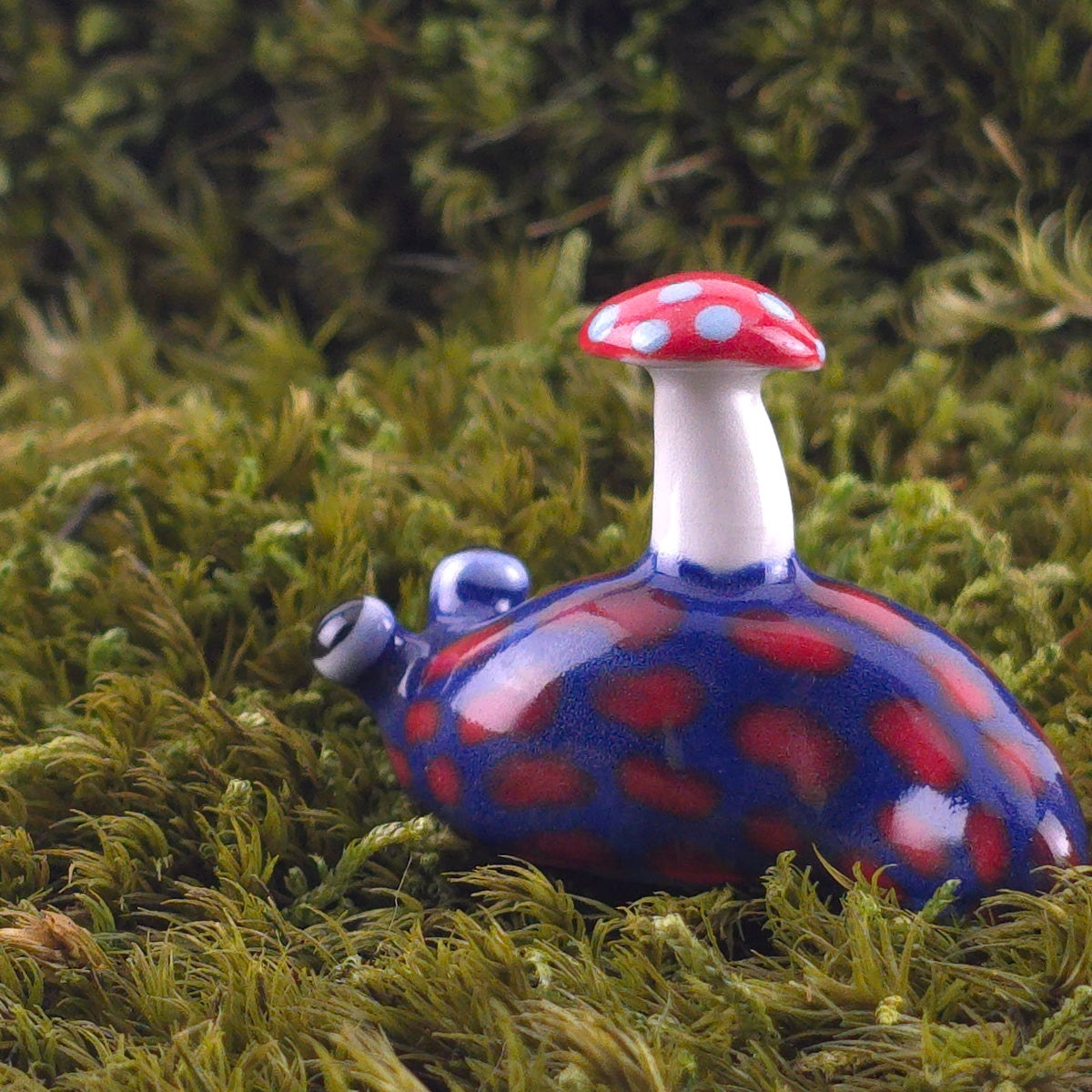 Ceramic Slug: Blep