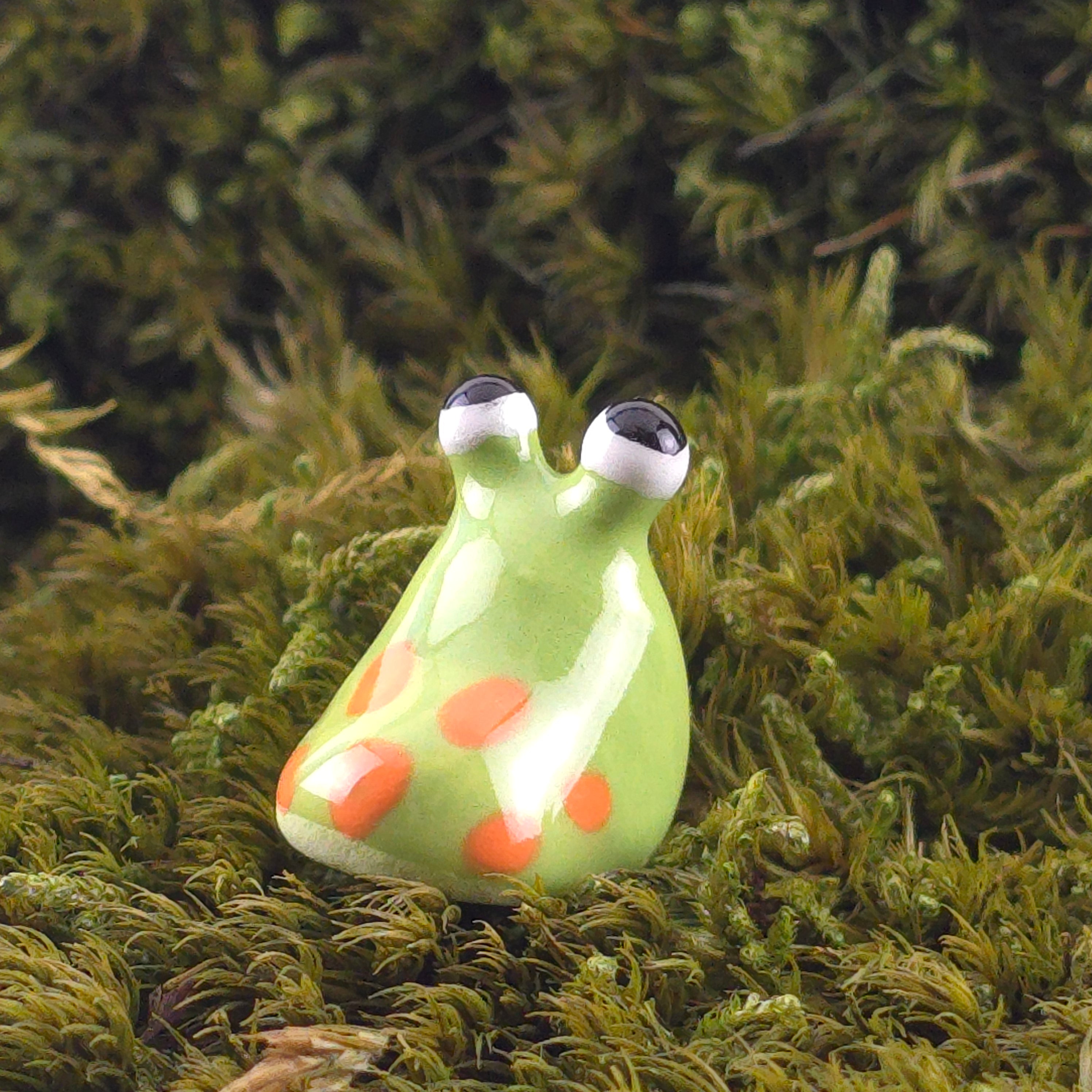 Ceramic Slug: Gertrude