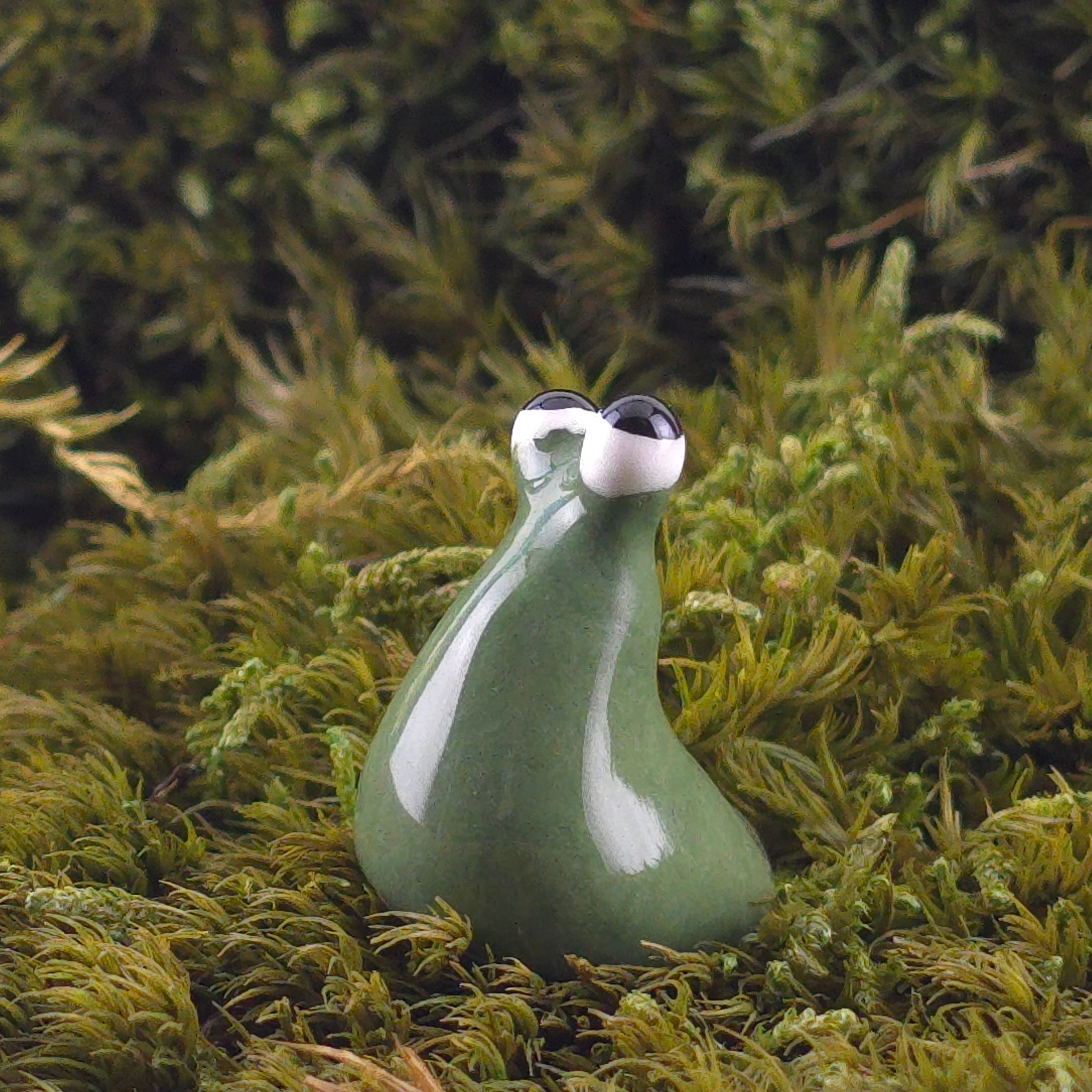Ceramic Slug: Ivy