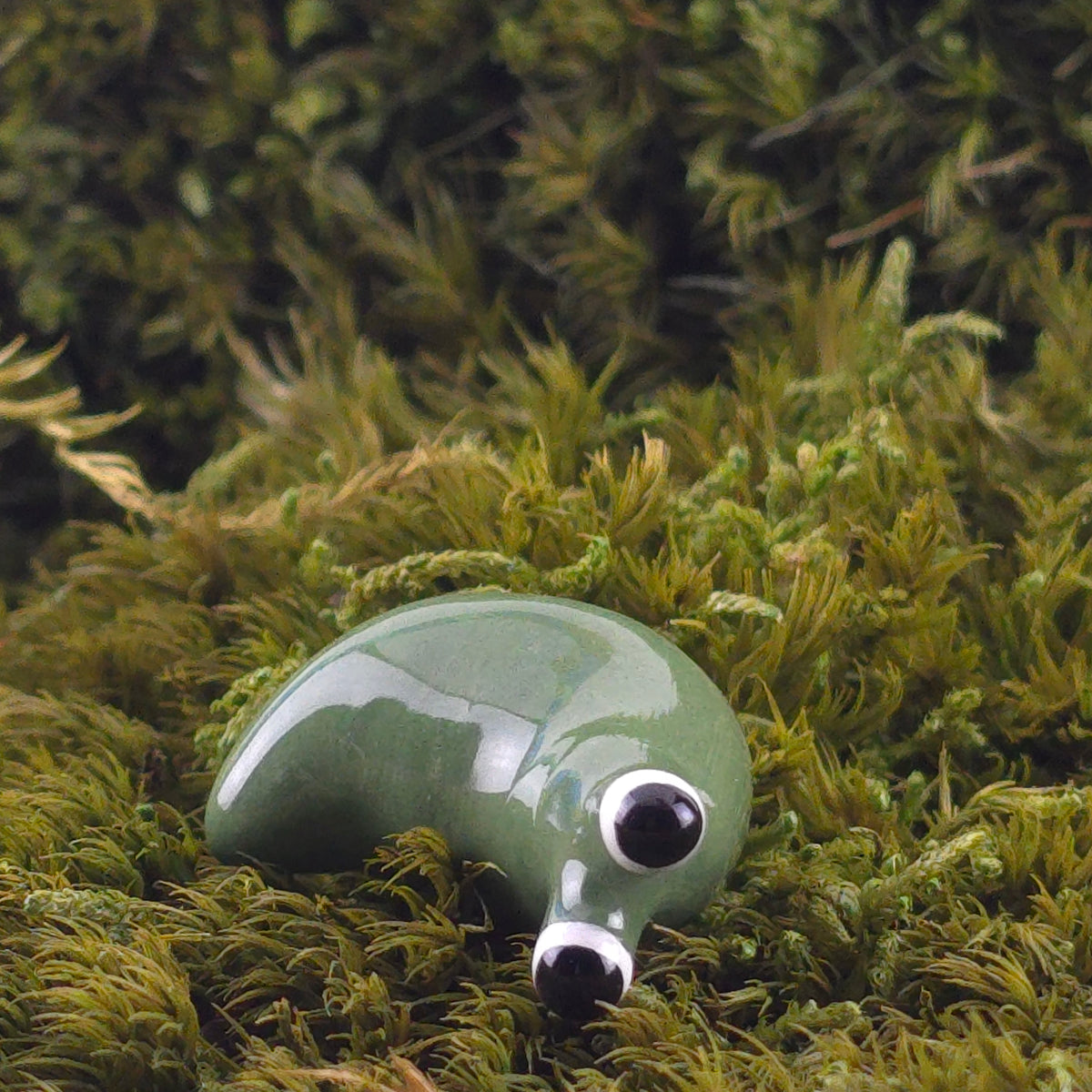 Ceramic Slug: Ivy