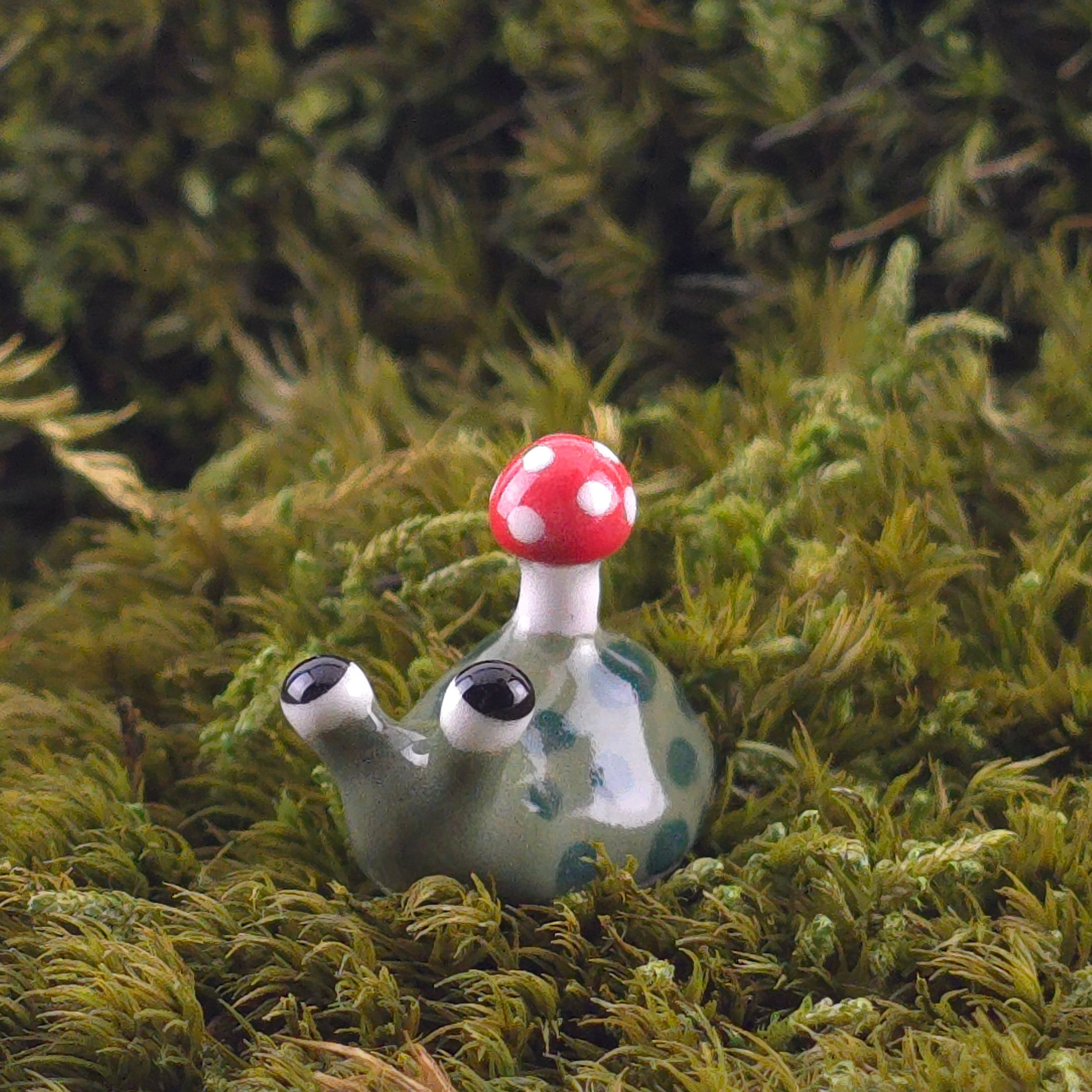 Ceramic Slug: Lark