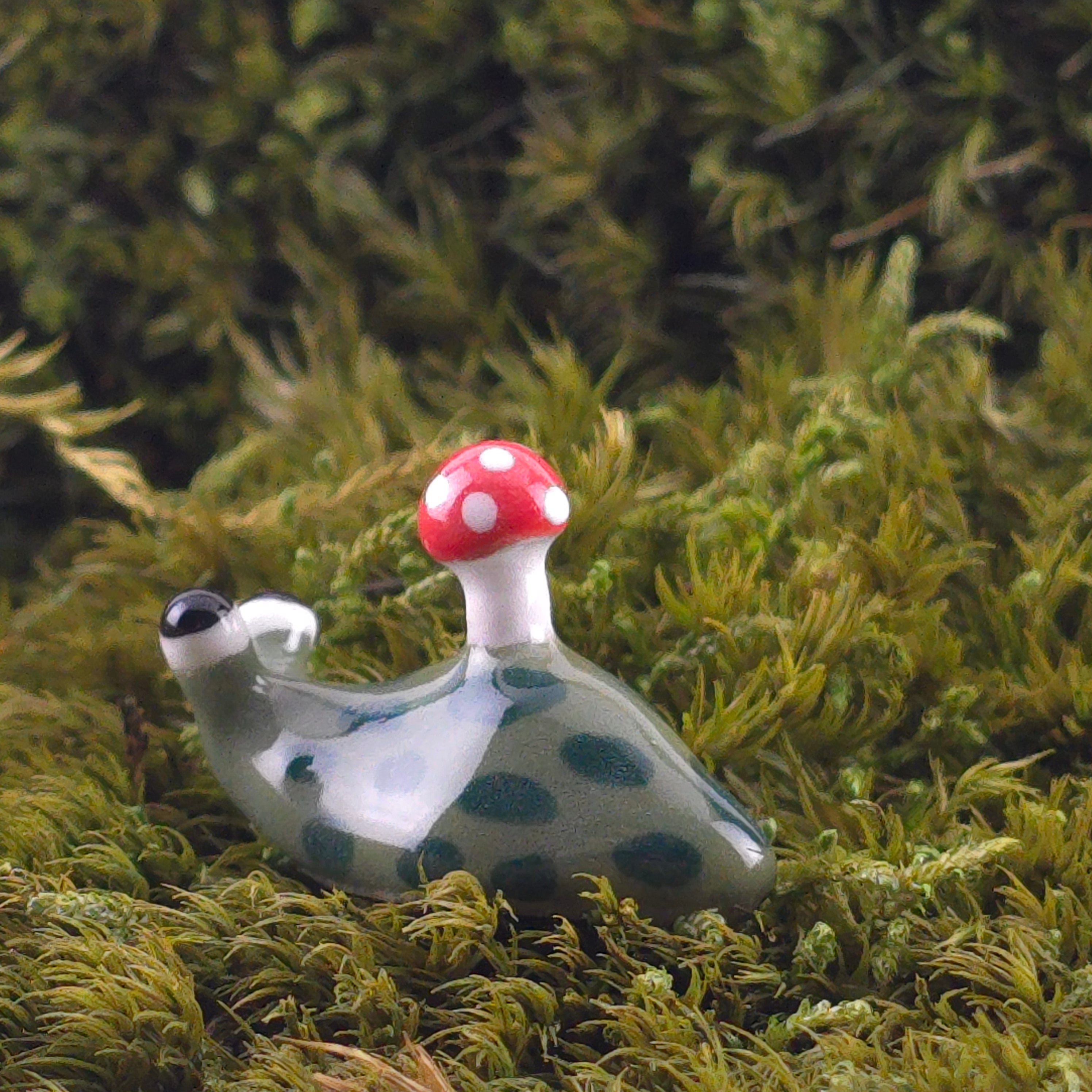 Ceramic Slug: Lark