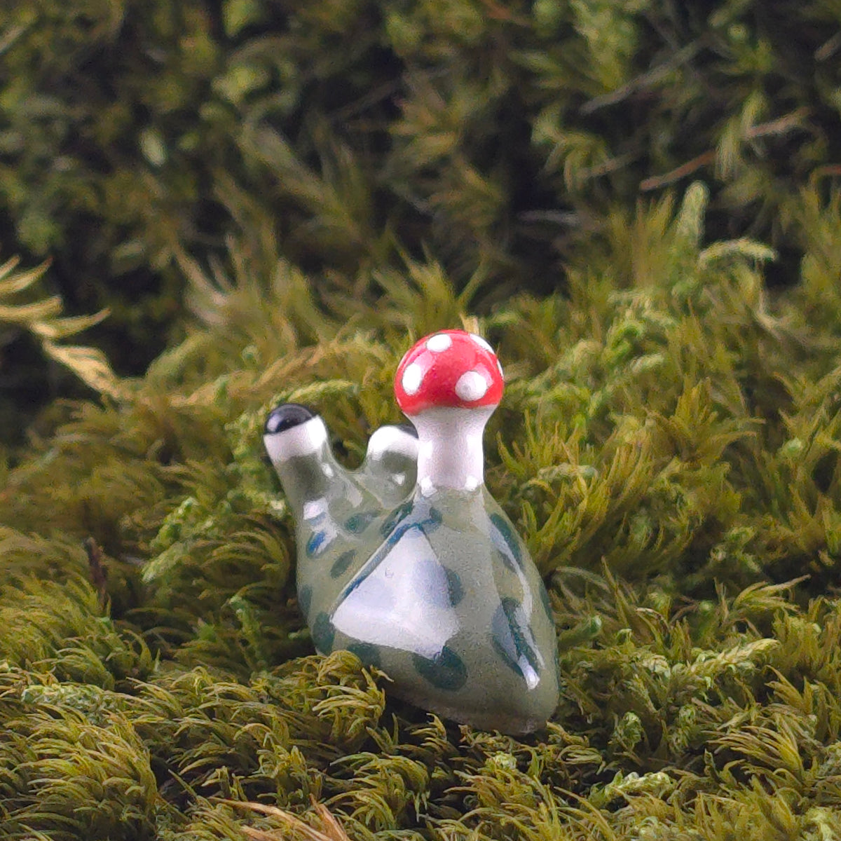 Ceramic Slug: Lark