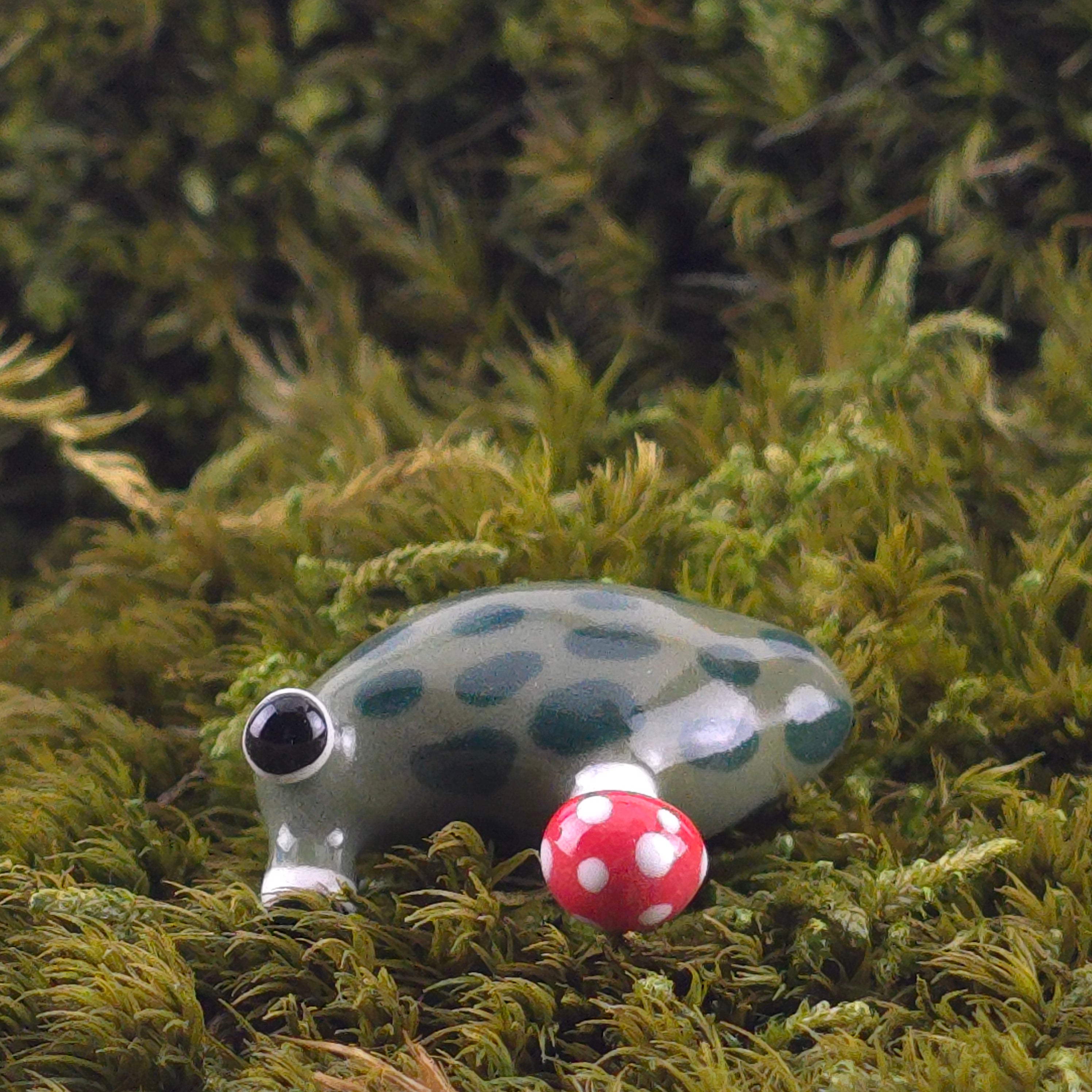 Ceramic Slug: Lark