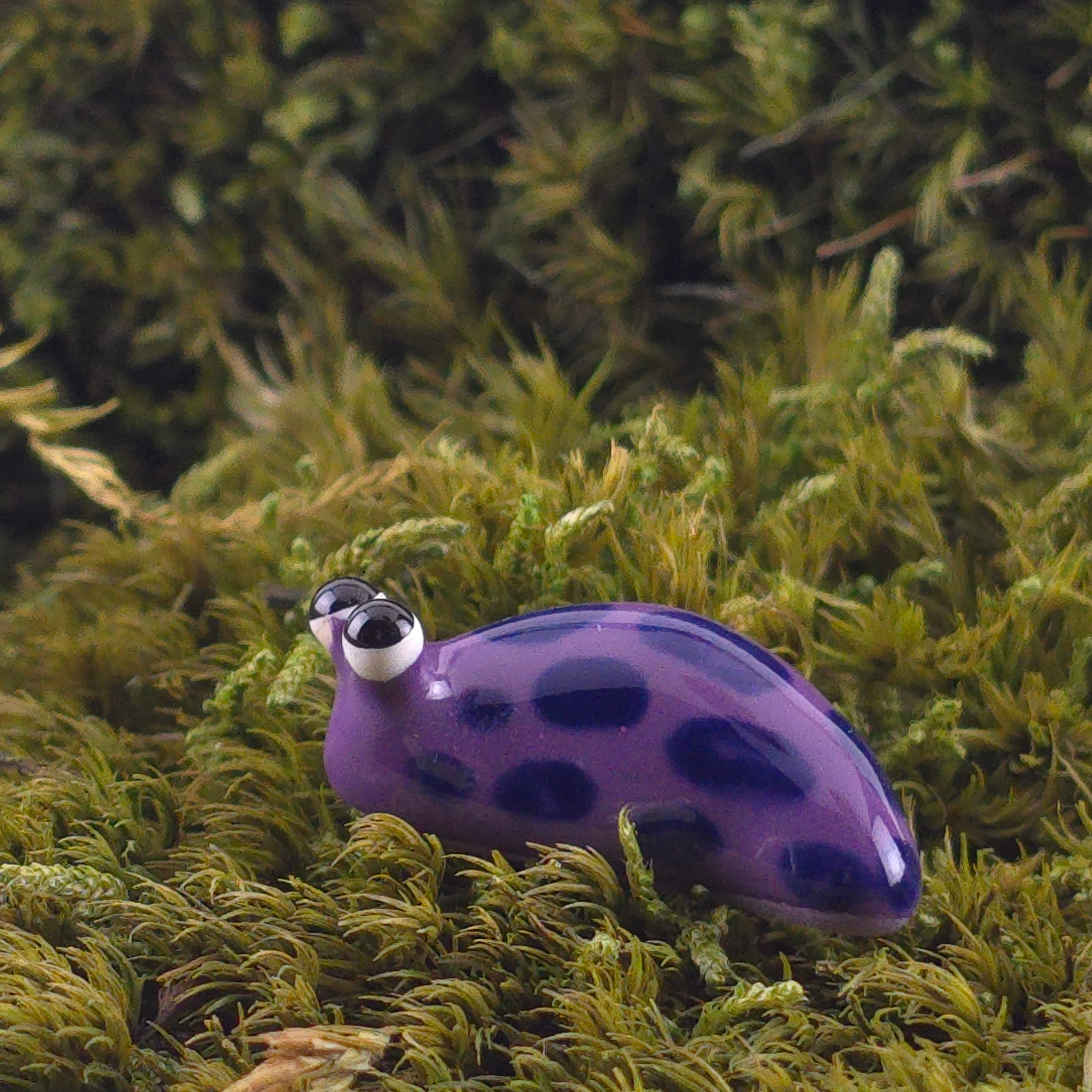 Ceramic Slug: Pebble