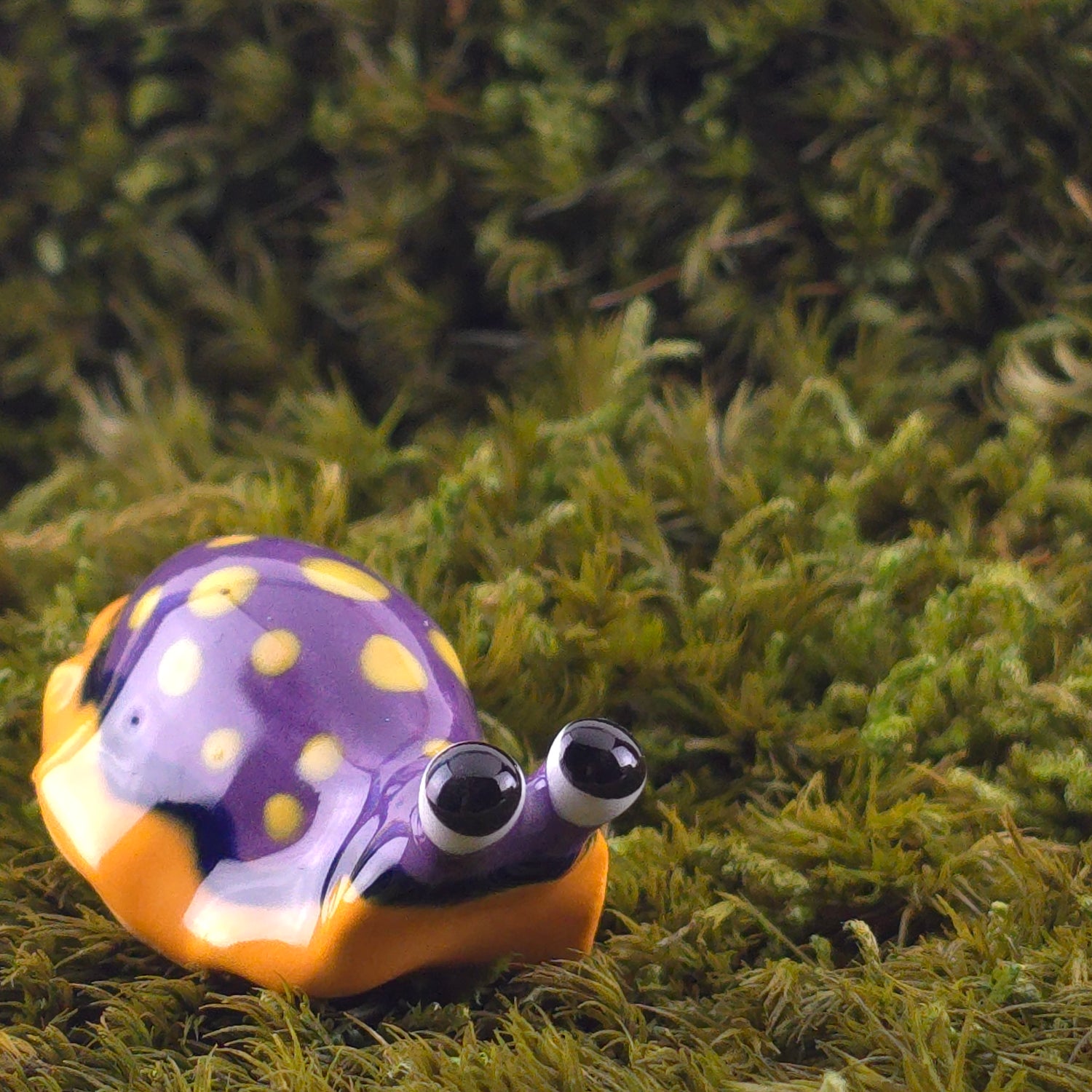 Ceramic Slug: Arion