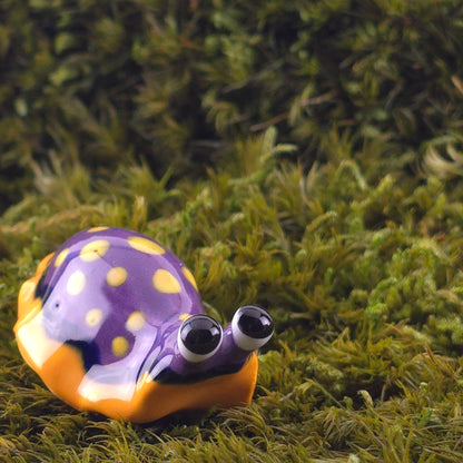 Ceramic Slug: Arion