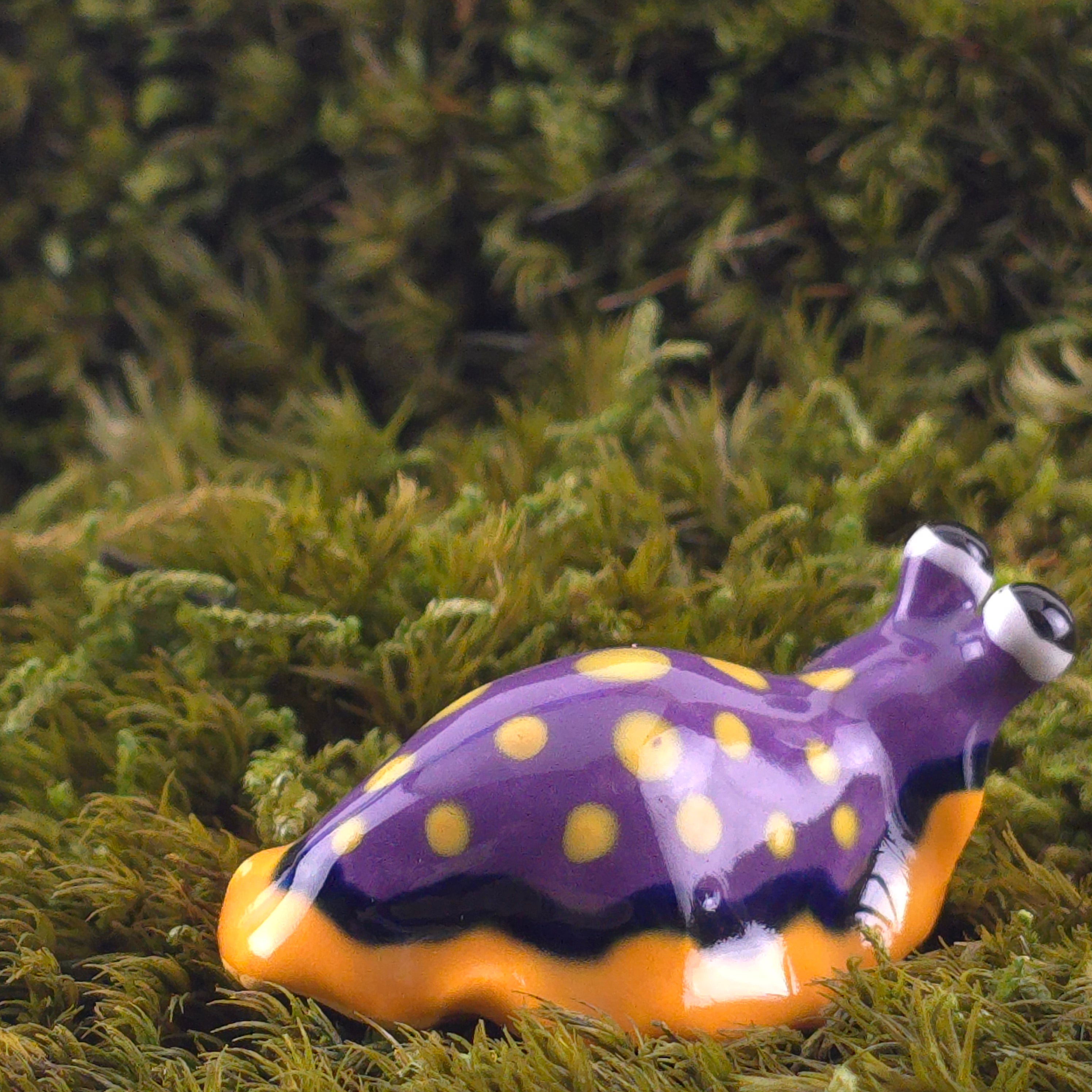 Ceramic Slug: Arion