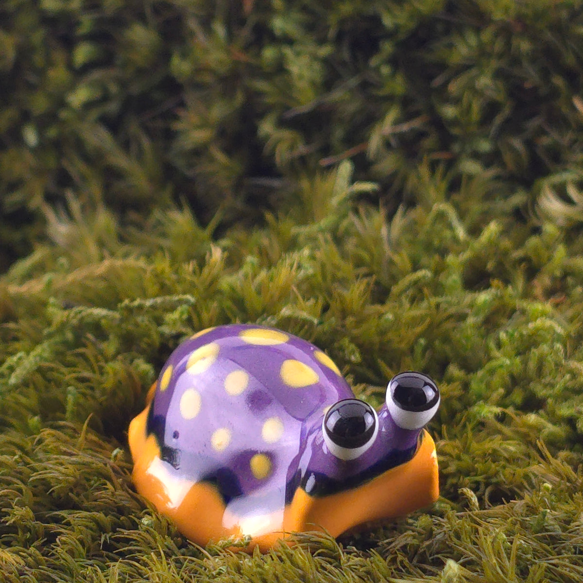 Ceramic Slug: Arion