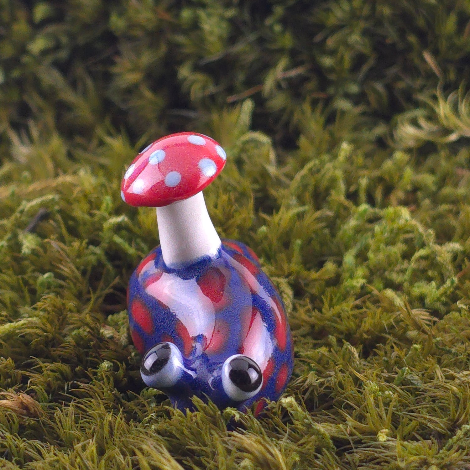 Ceramic Slug: Blep