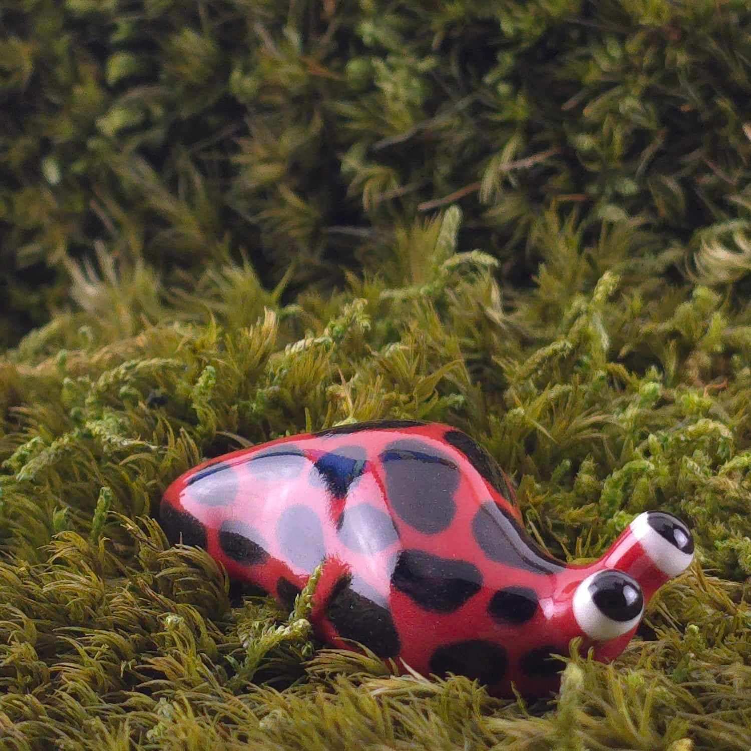 Ceramic Slug: Dinky