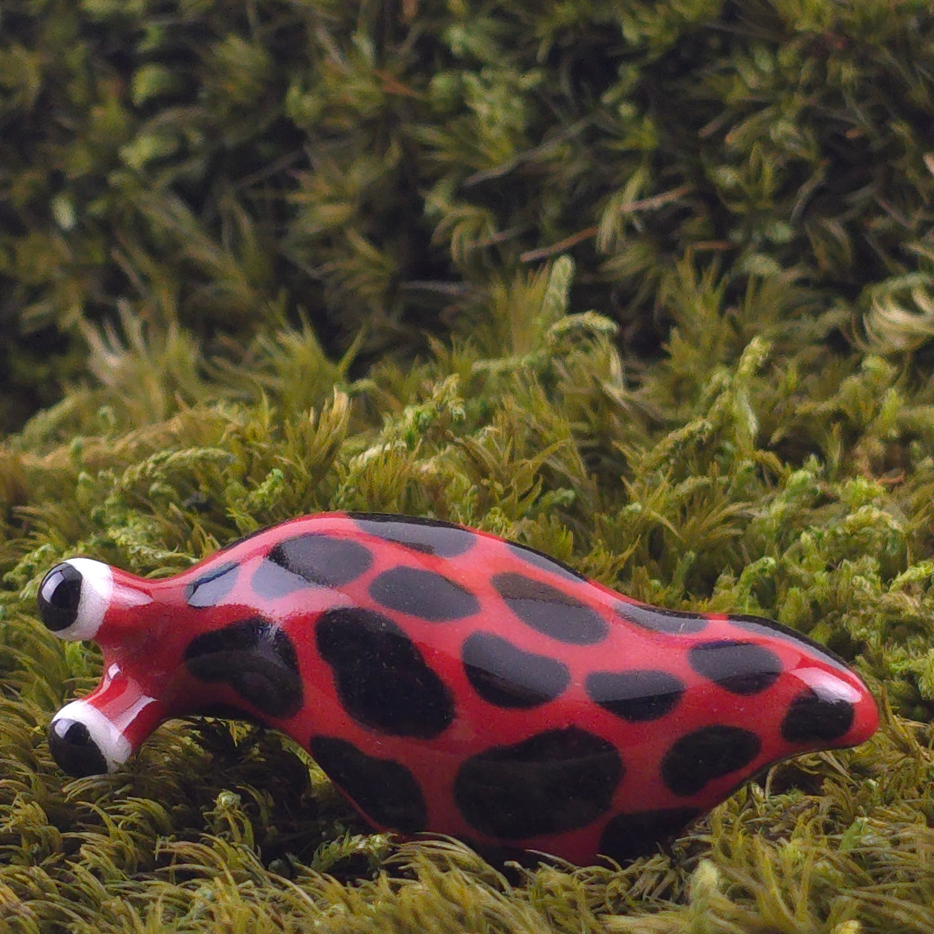 Ceramic Slug: Dinky