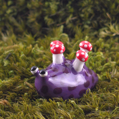 Ceramic Slug: Dustie