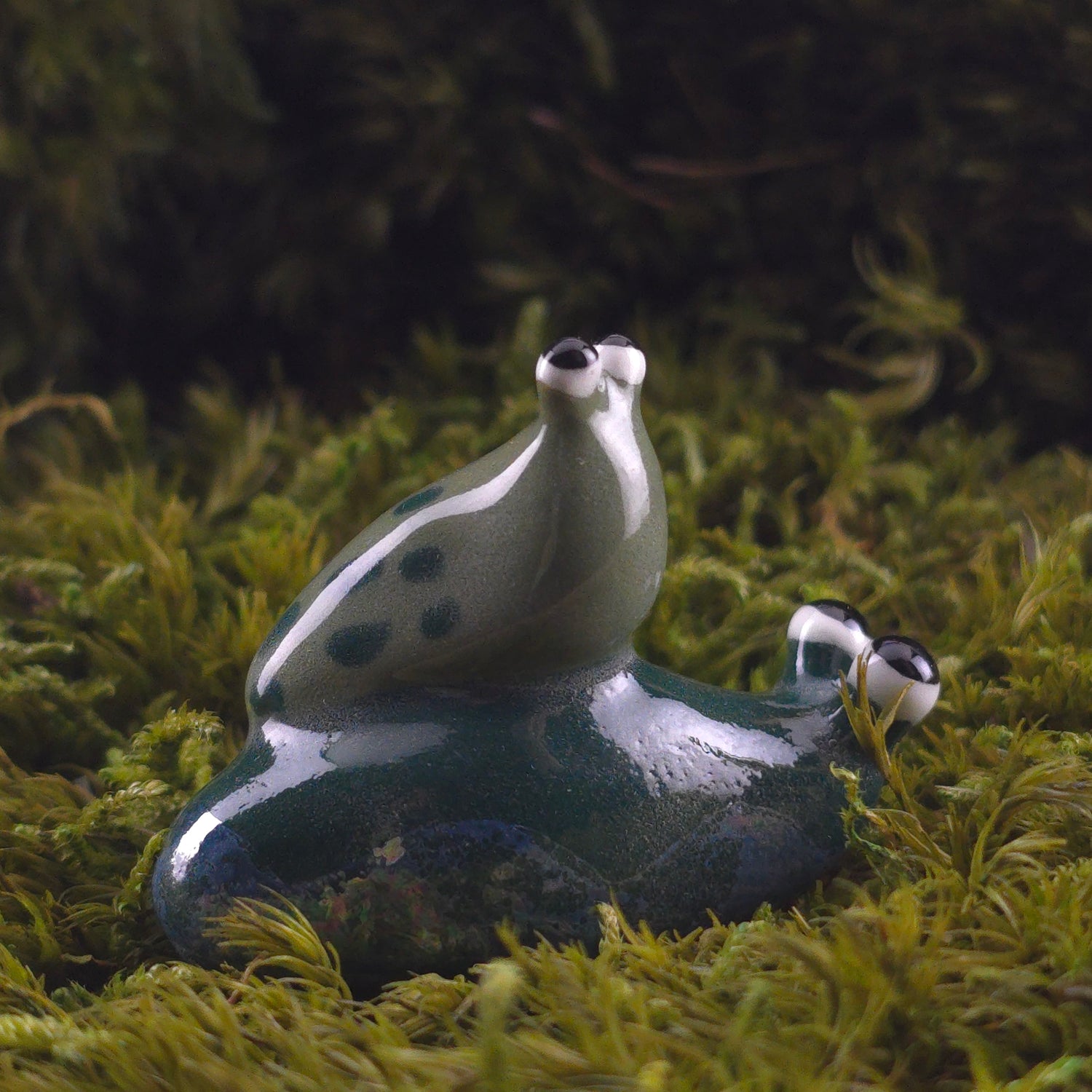 Ceramic Slug: Eggie and Wallnut