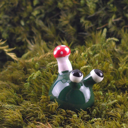Ceramic Slug: Fern