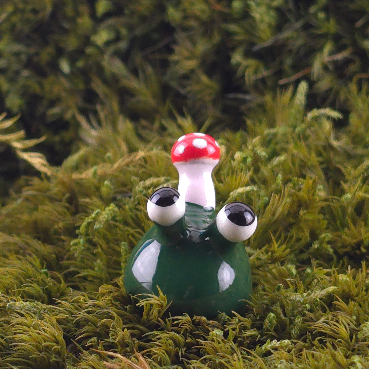 Ceramic Slug: Fern