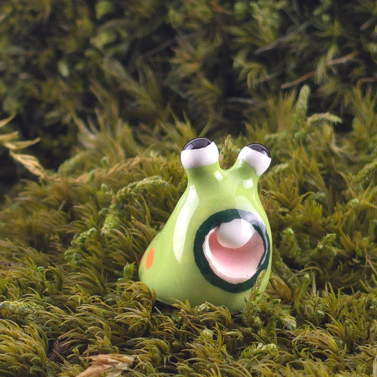 Ceramic Slug: Gertrude