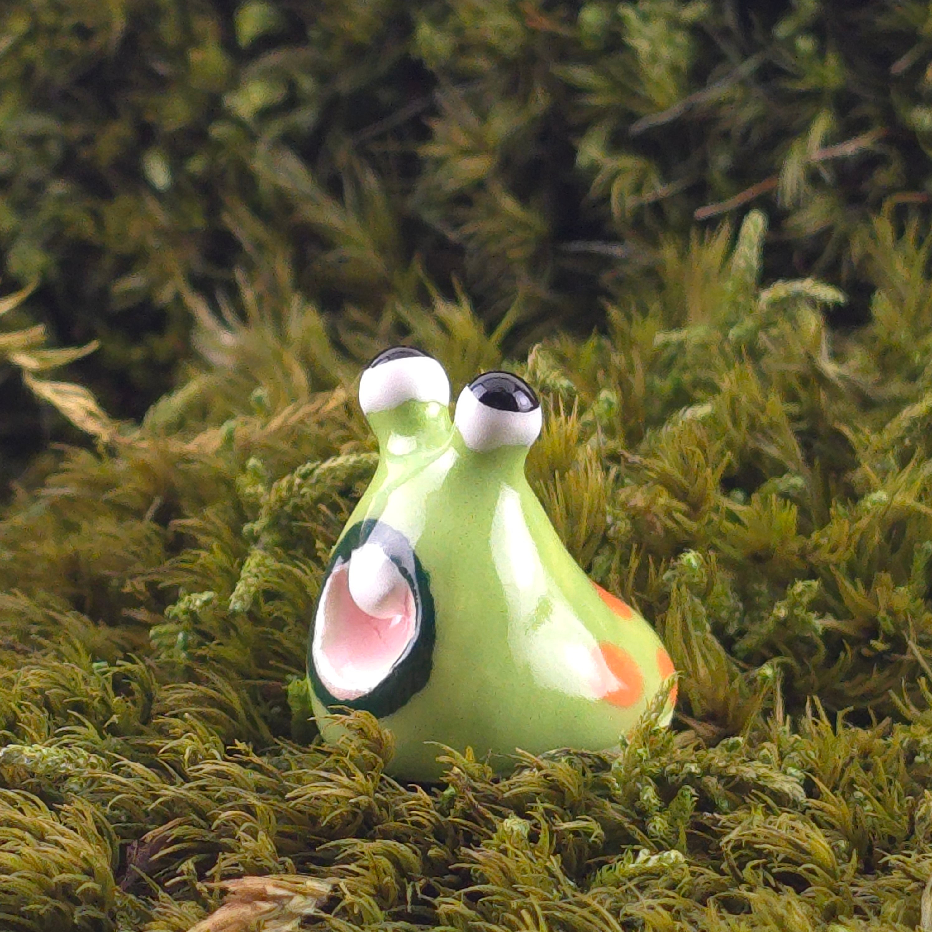 Ceramic Slug: Gertrude