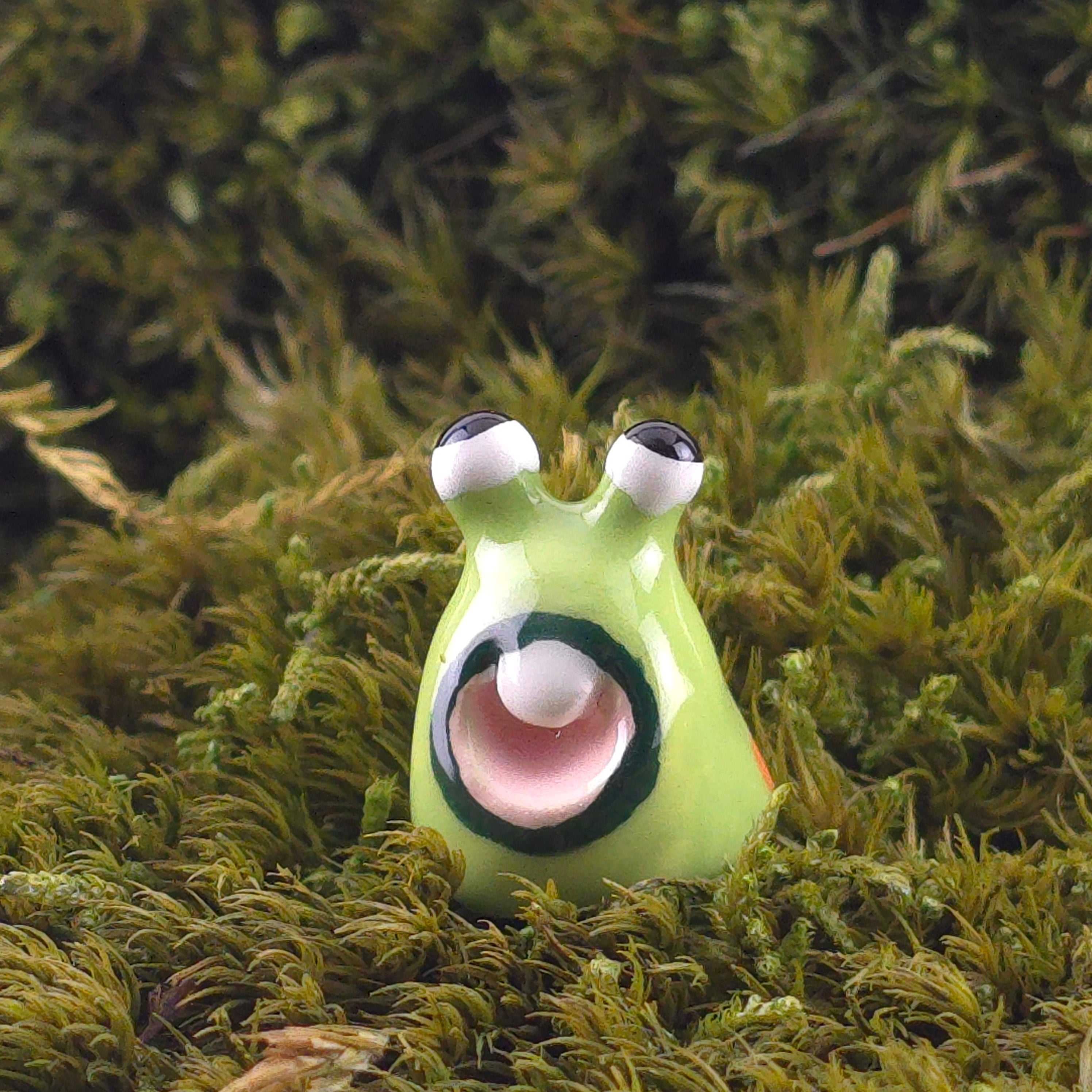 Ceramic Slug: Gertrude