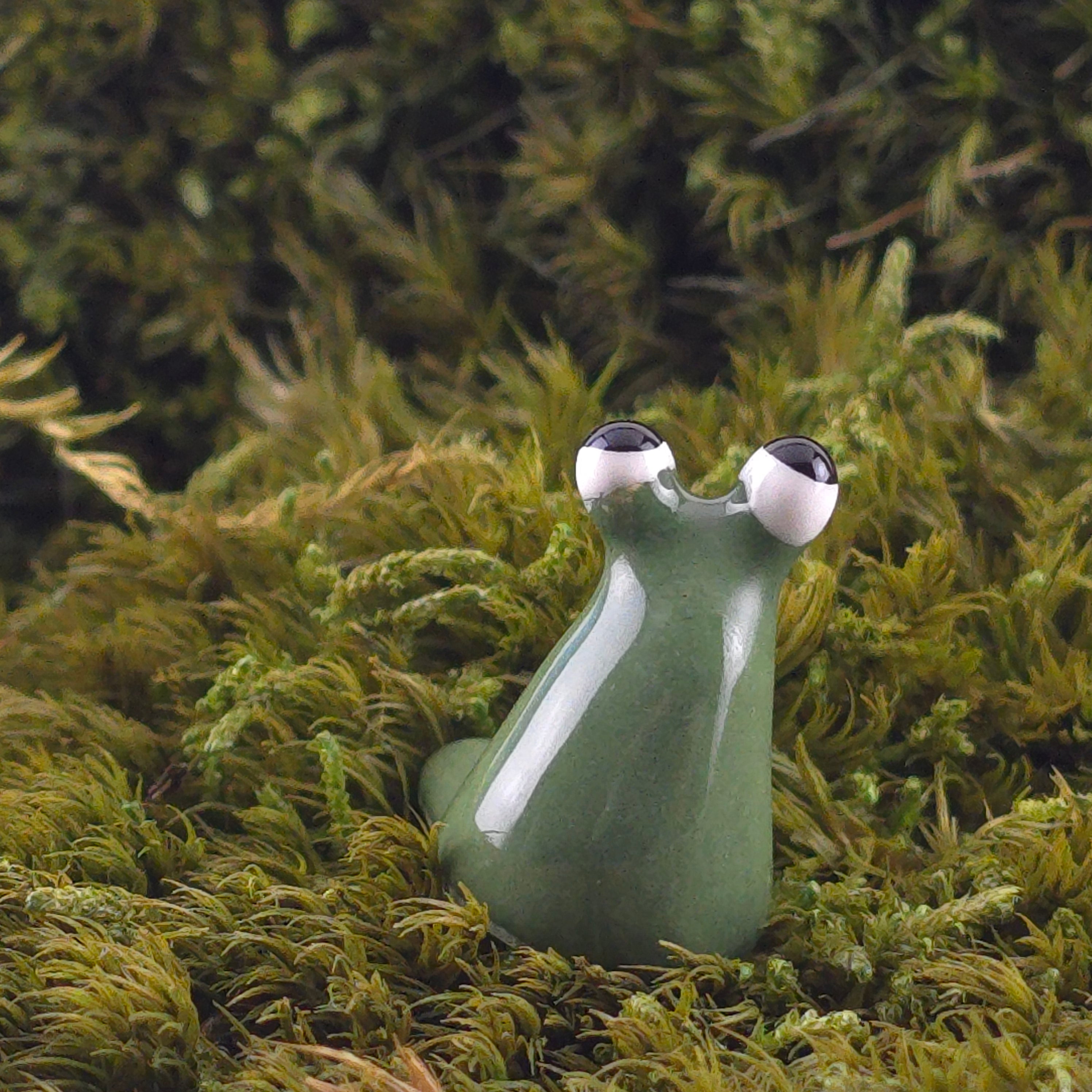 Ceramic Slug: Ivy