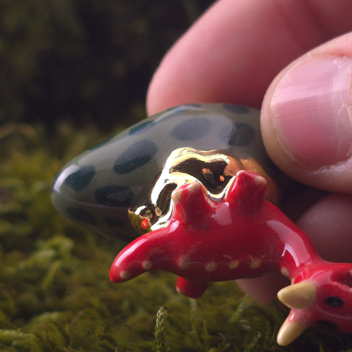 Ceramic Slug: Kit and Kitten