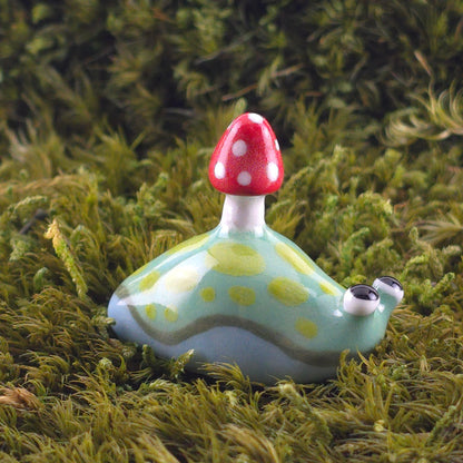 Ceramic Slug: Mouldie