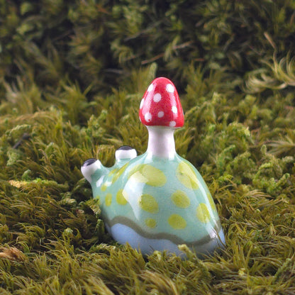 Ceramic Slug: Mouldie