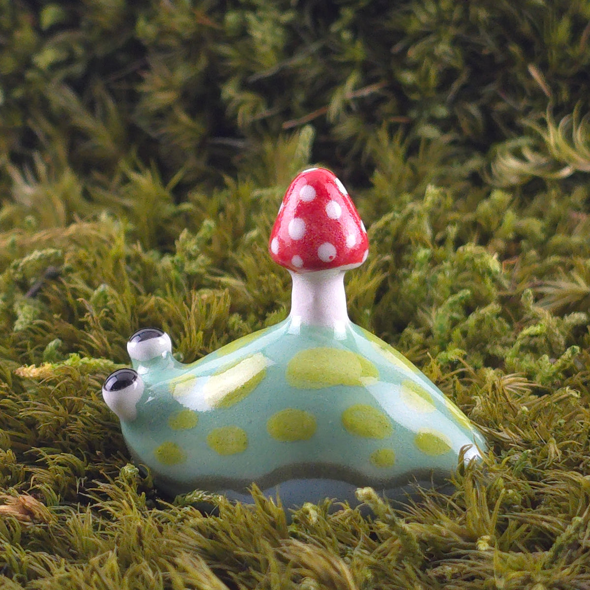 Ceramic Slug: Mouldie
