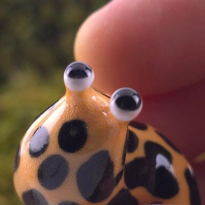 Ceramic Slug: Nana