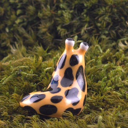 Ceramic Slug: Nana