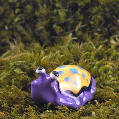Ceramic Slug: Nudie