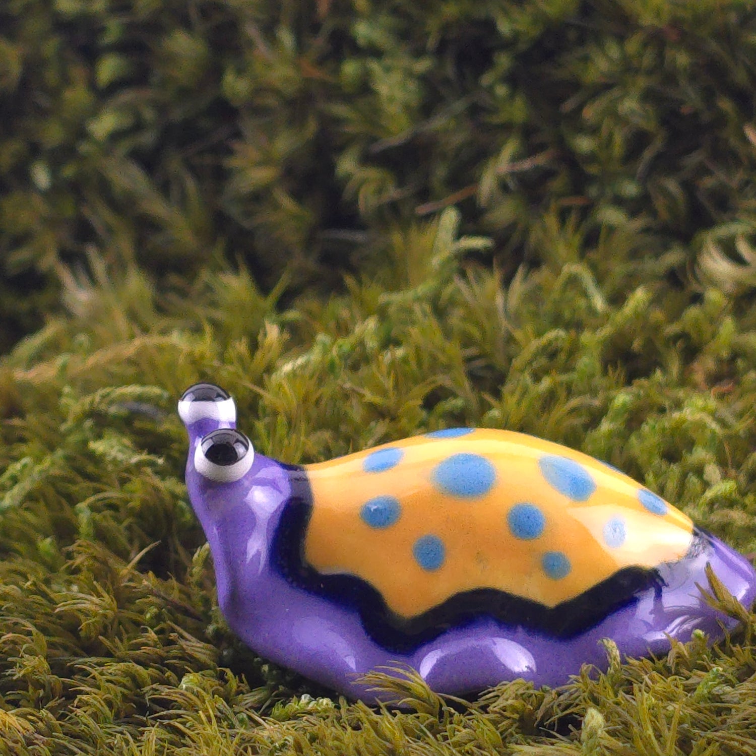Ceramic Slug: Nudie