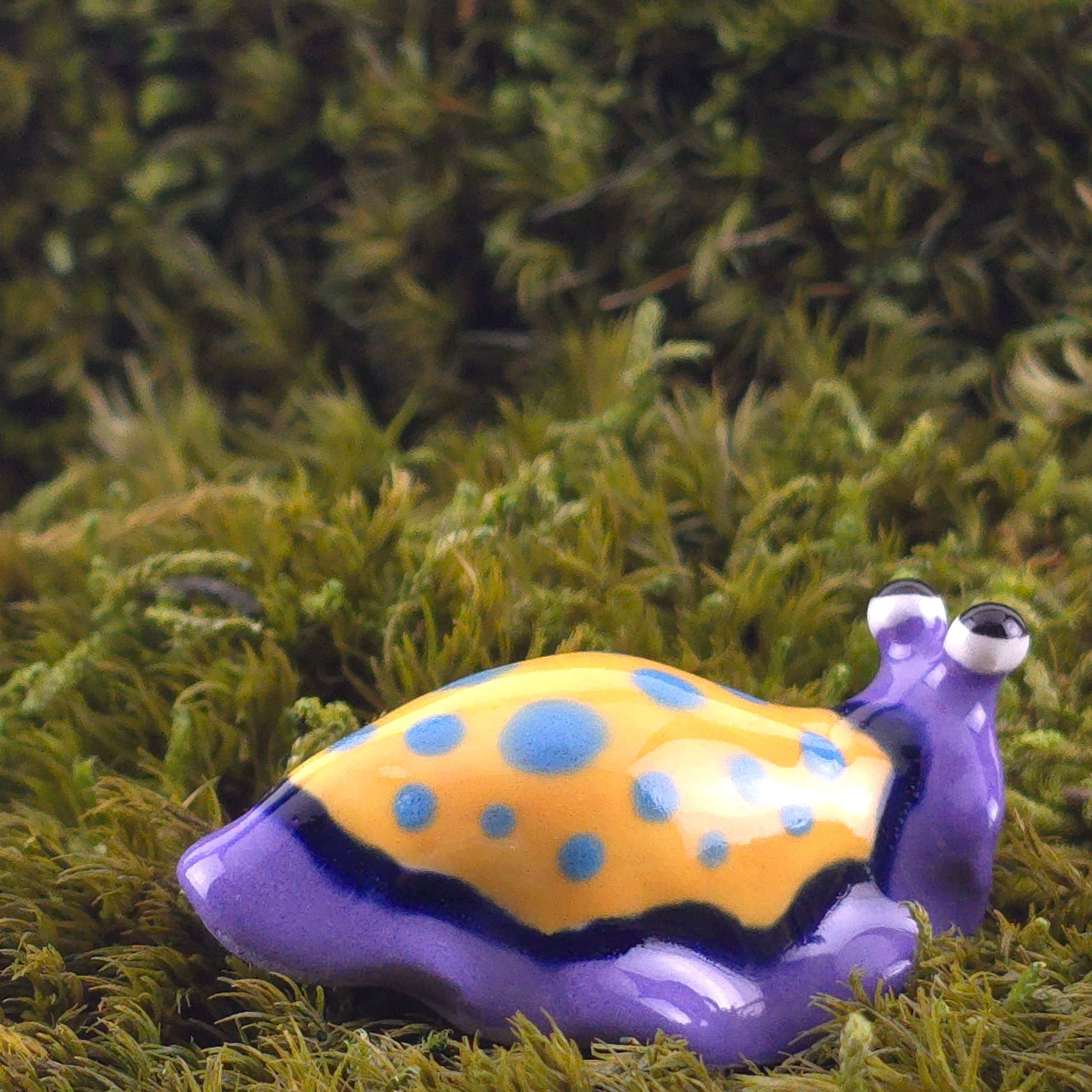 Ceramic Slug: Nudie