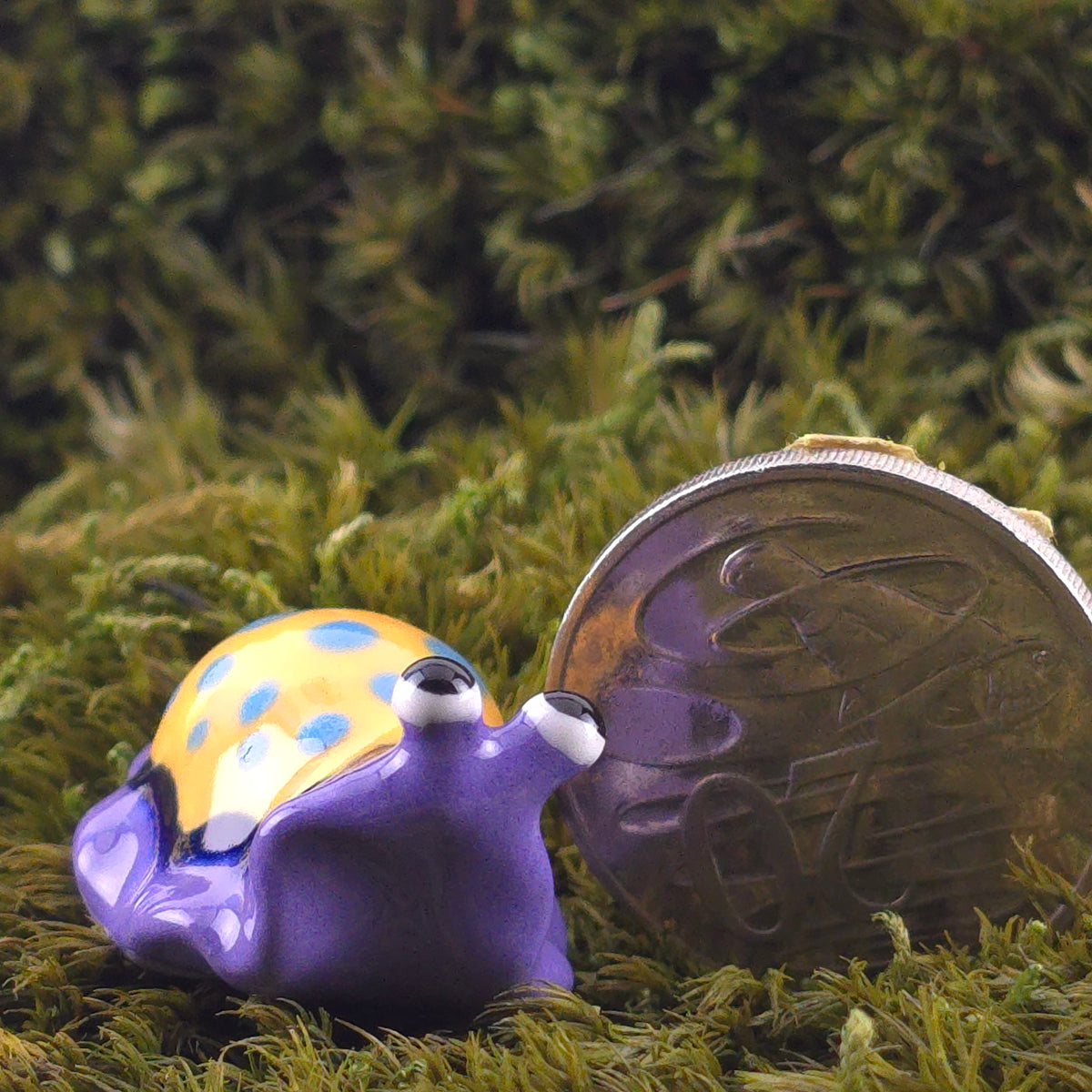 Ceramic Slug: Nudie