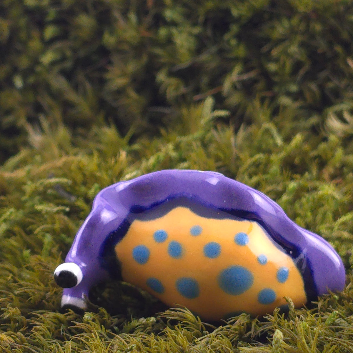 Ceramic Slug: Nudie