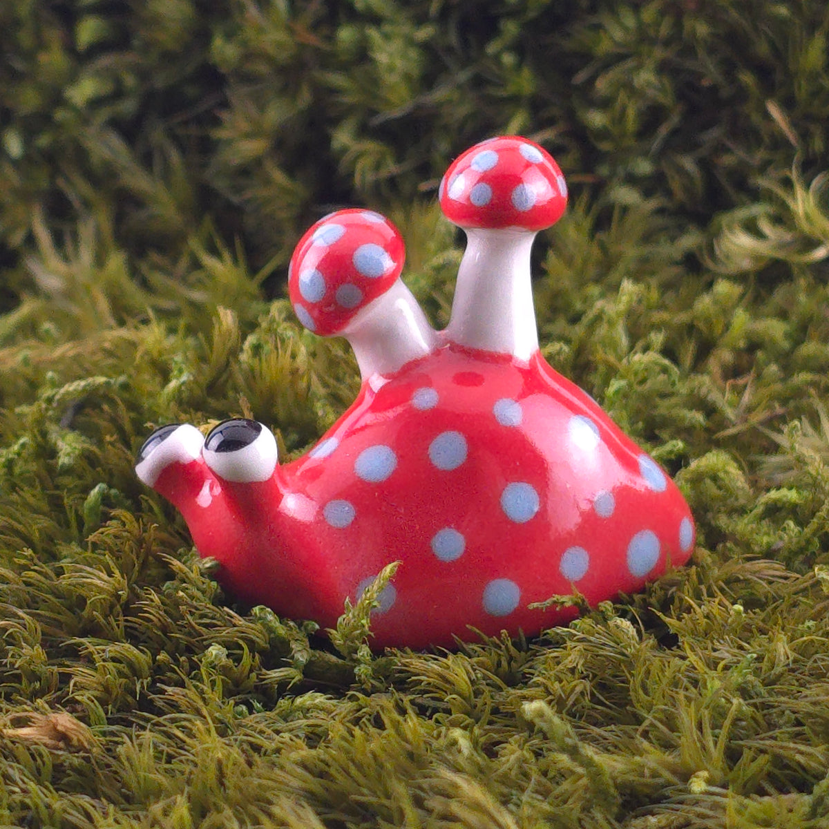 Ceramic Slug: Poppi