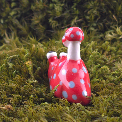 Ceramic Slug: Poppi