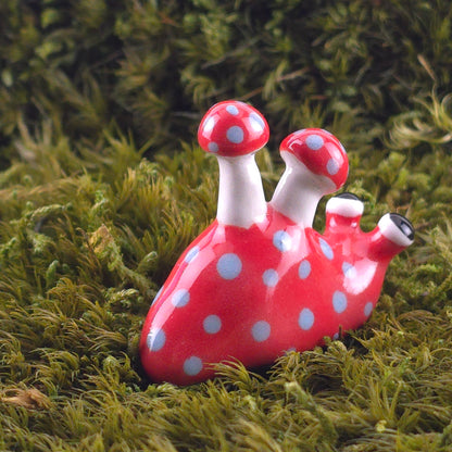 Ceramic Slug: Poppi