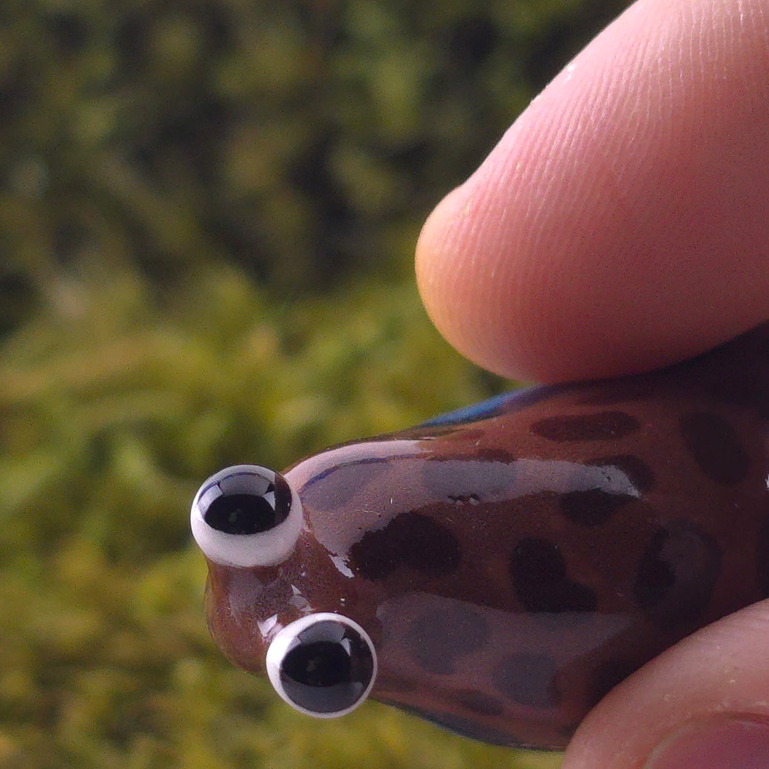 Ceramic Slug: Sneighal