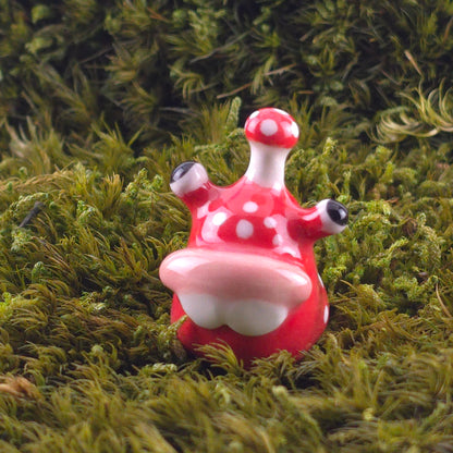 Ceramic Slug: Toad