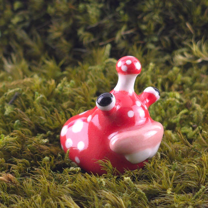 Ceramic Slug: Toad
