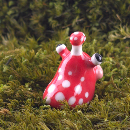 Ceramic Slug: Toad