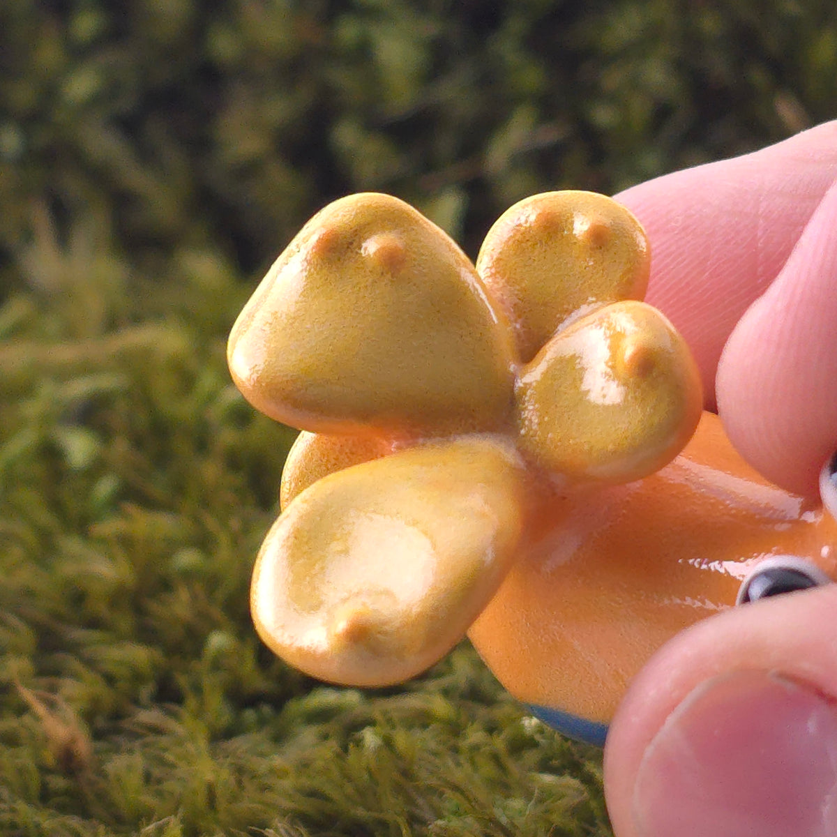 Ceramic Slug: Erelle