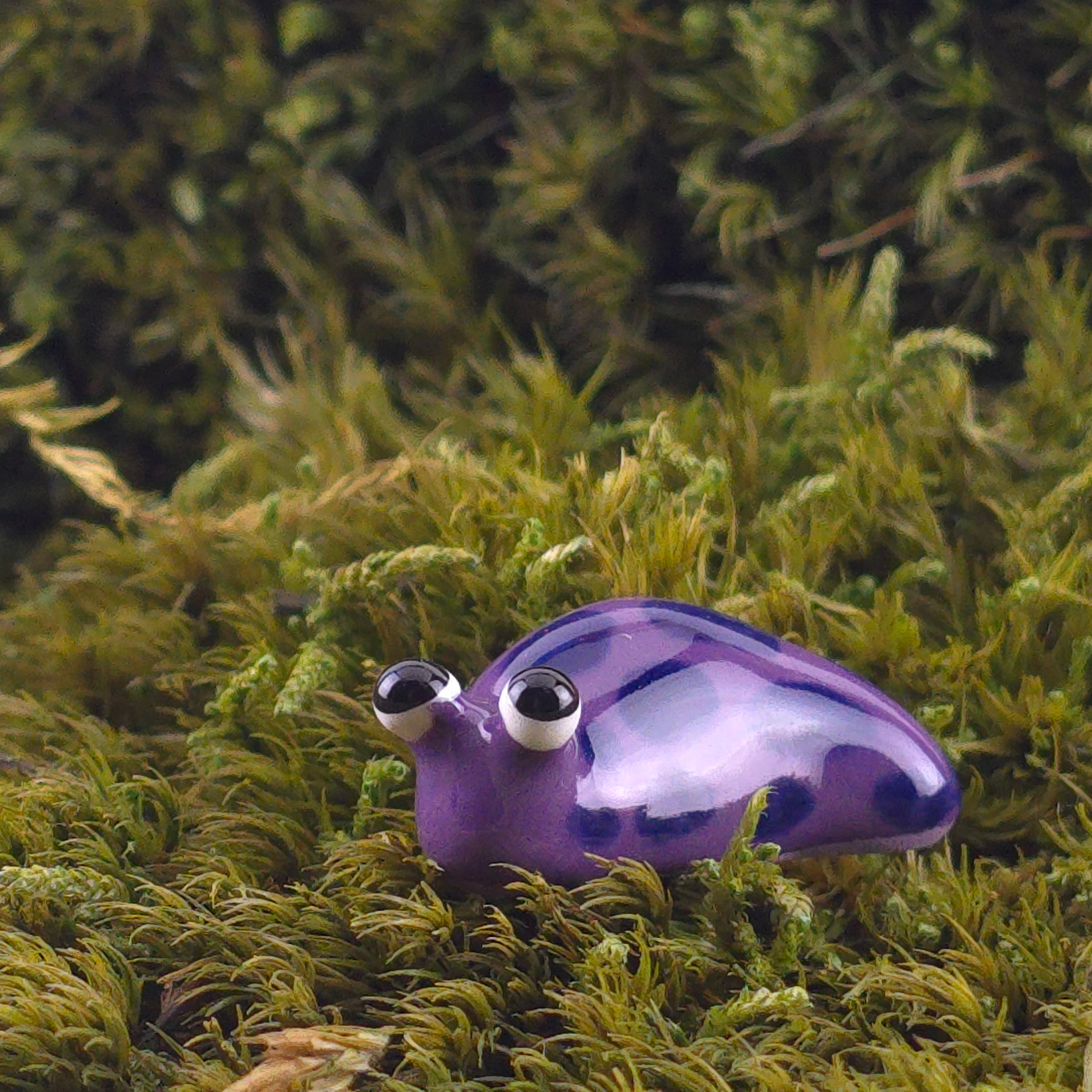 Ceramic Slug: Pebble