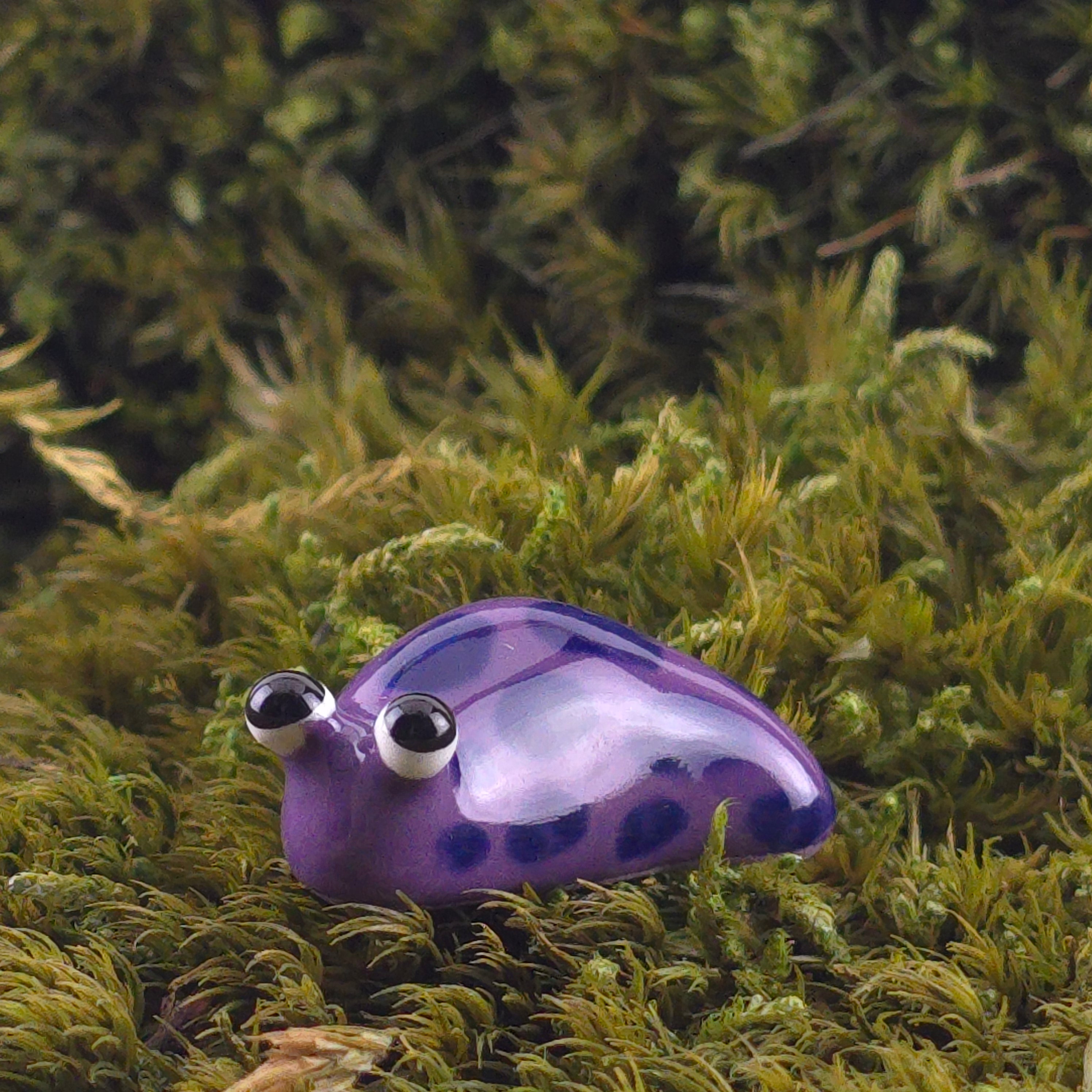 Ceramic Slug: Pebble